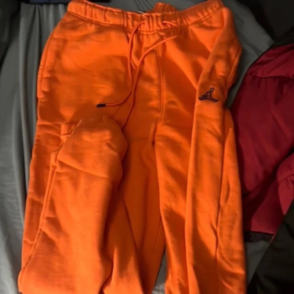 Nike Air Jordan Sweat Pants Size Large Orange